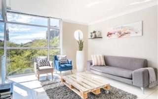 2 Bedroom Apartment in Plattekloof