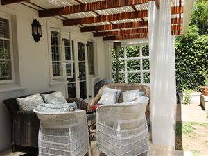 4 Bedroom House in Bishopscourt