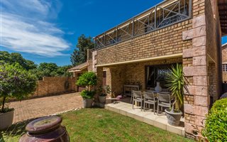 3 Bedroom Townhouse in Honeydew Manor