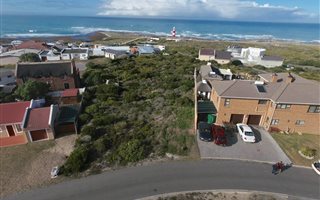 678 m² Land available in Agulhas