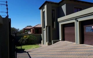 3 Bedroom House in Amandasig