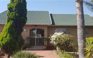 3 Bedroom House in Lilianton