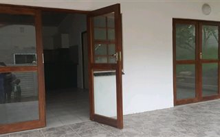 2 Bedroom House in Waterfall