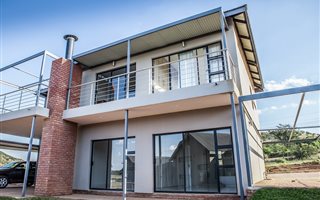 2 Bedroom Apartment in Hartbeespoort Dam