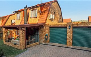 4 Bedroom Townhouse in Boskruin