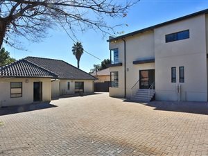 345 m² Office Space in Greenside