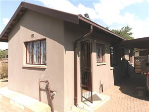 3 Bed House in Dobsonville