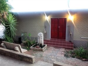 1 Bed House in Lyttelton Manor