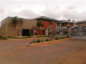 2 Bed Townhouse in Booysens