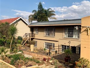 4 Bed House in Cyrildene