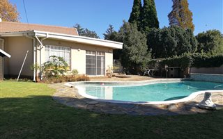 4 Bedroom House in Libradene