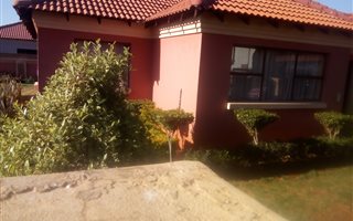 3 Bedroom House in Clarina