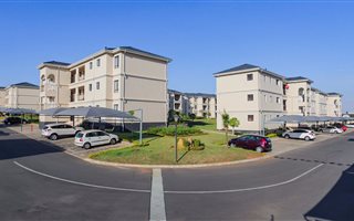 2 Bedroom Apartment in Halfway Gardens