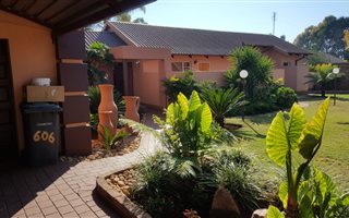 3 Bedroom House in Doornpoort and surrounds