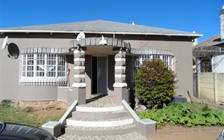 3 Bedroom House in Kenilworth