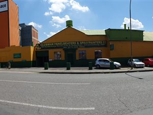 1821 m² Industrial space in City and Suburban