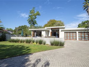 3 Bed House in Denver Park