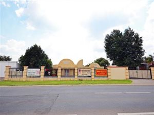 15 m² Office Space in Brackenhurst