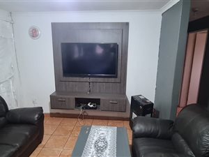 3 Bed House in Delmore Park