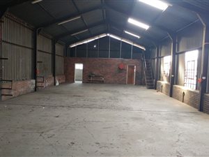 300 m² Commercial space in Vulcania