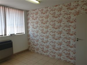 Office space in Clubview