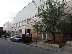 4200 m² Industrial space in Industria West