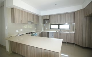 2 Bedroom Townhouse in Saxonwold
