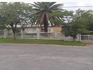 4 Bed House in Kroonstad