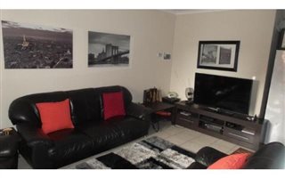 2 Bedroom Apartment in Comet