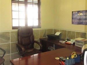 75 m² Commercial space in Gillitts