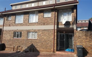 2 Bedroom Townhouse in Bergbron