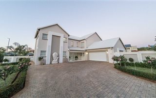 5 Bedroom House in Zambezi Country Estate