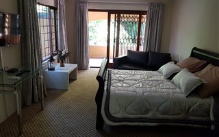 1 Bedroom Apartment in Lanseria and surrounds