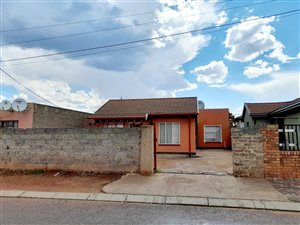 2 Bed House in Kagiso