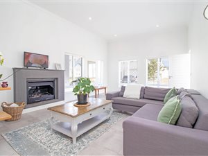 3 Bed House in Koelenbosch Country Estate