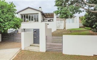 4 Bedroom House in Wavecrest