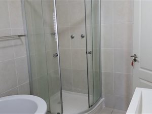 2 Bed Apartment in Greenstone Hill