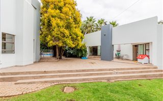 1 Bedroom Apartment in Silver Lakes Golf Estate