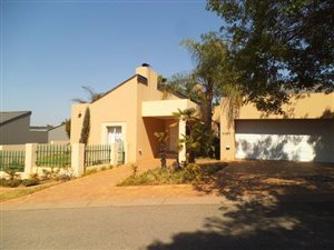 3 Bed House in Dainfern Golf Estate