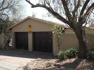 3 Bed House in Bromhof