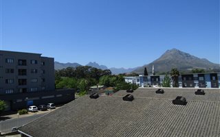2 Bedroom Apartment in La Colline