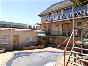 13 Bed House in Quigney