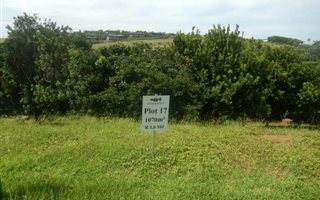 1070 m² Land available in Sheffield Beach