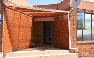 4 Bedroom House in Sea Cow Lake