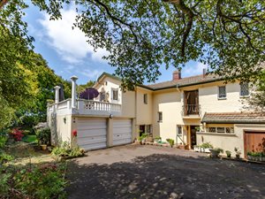 5 Bed Townhouse in Kloof