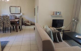 2 Bedroom Garden Cottage in Bryanston