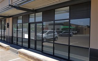 Commercial space in Waterval East