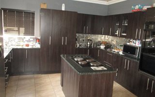 4 Bedroom House in Vanderbijlpark SE3