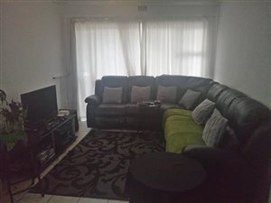 2 Bedroom Apartment in Uitzicht