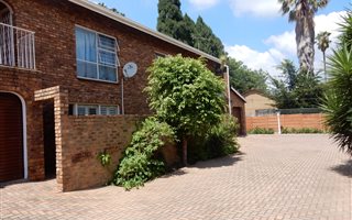 3 Bedroom Townhouse in Rietfontein